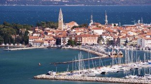 Izola