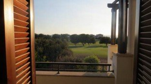 Golf and Sea view Apartment