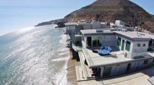 2019 - Malibu Celebrity Villa