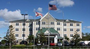 Country Inn & Suites Tampa Airport North