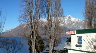 Lakeside Motel