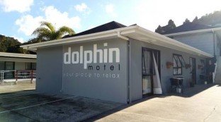 Dolphin Motel